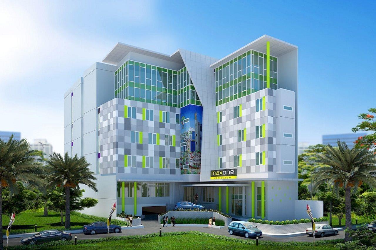 Maxone Signature Glodok Jakarta Hotel Exterior photo